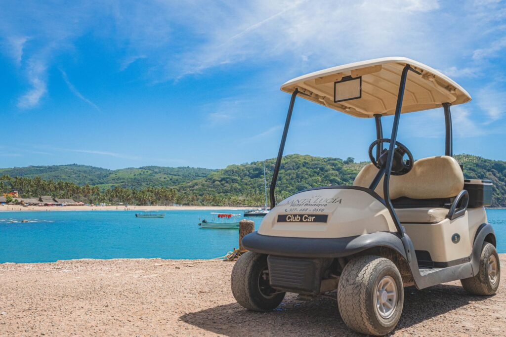 carrito de golf desde el muelle de chacala renta carros de golf vista del muelle de chacala paseo en un carro de renta de golf